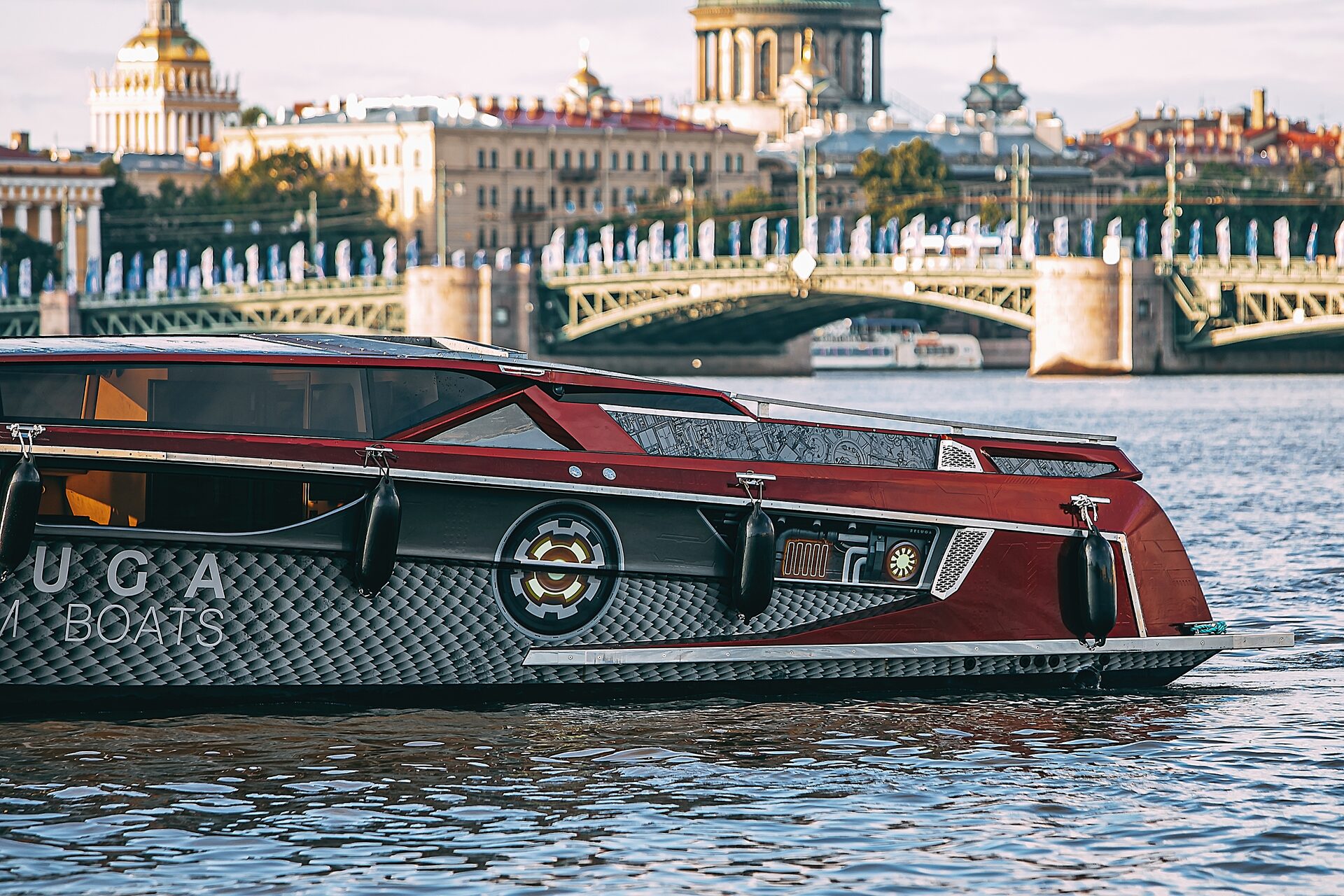 Яхта Белуга