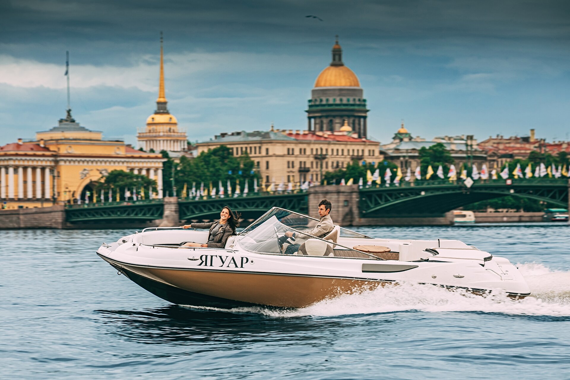 Аренда катера Ягуар (скоростной катер СПб) в СПб