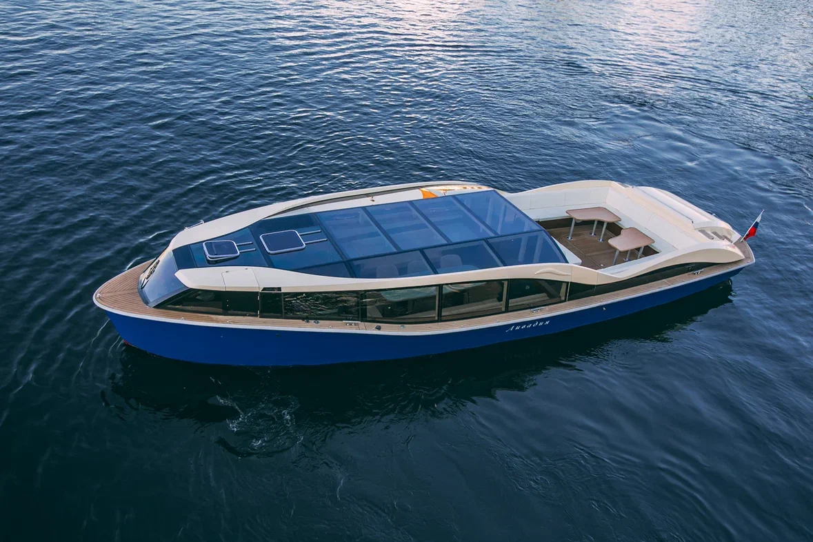 Канальная Яхта Ливадия