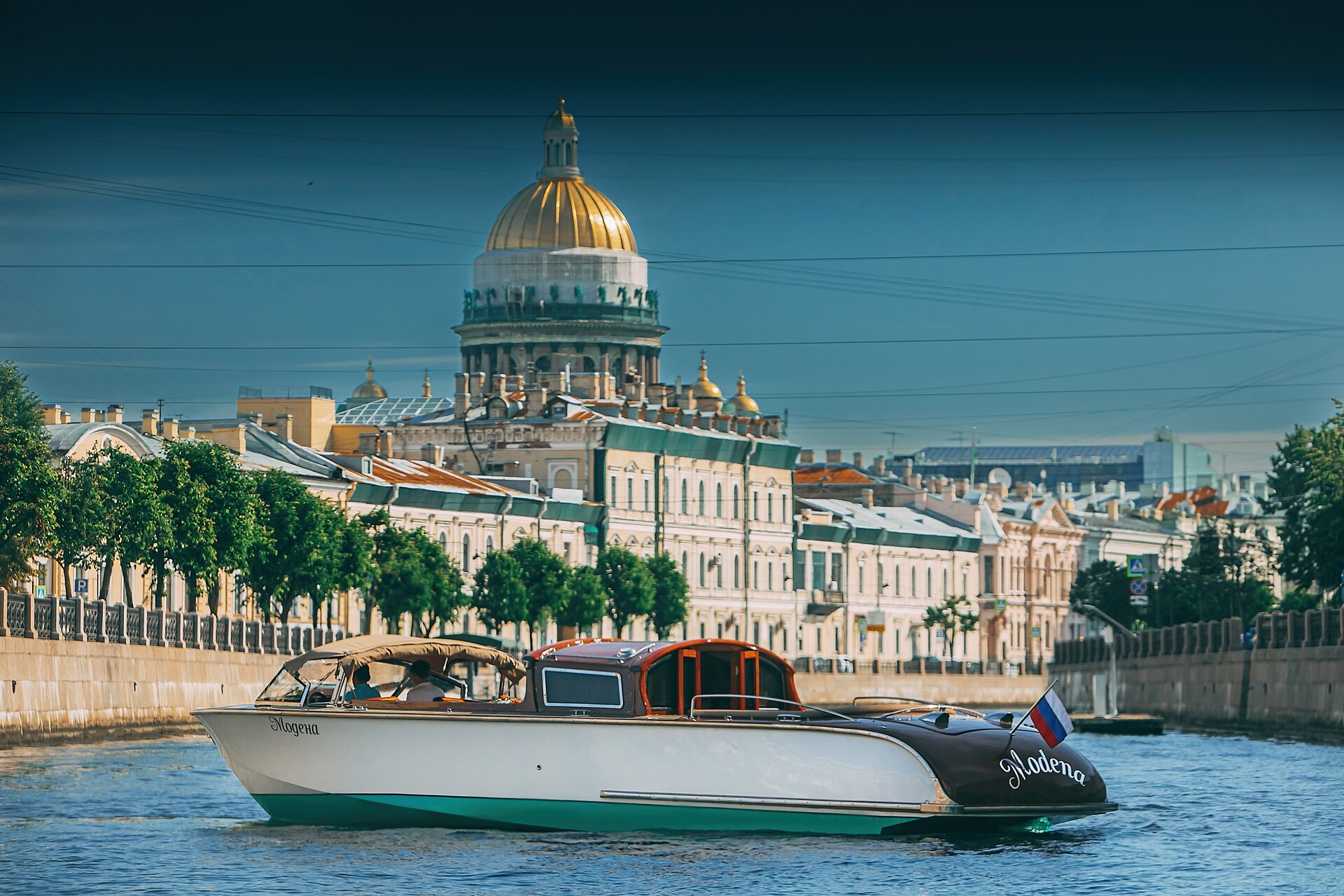 Аренда катера Модена (аренда на Фонтанке) в СПб