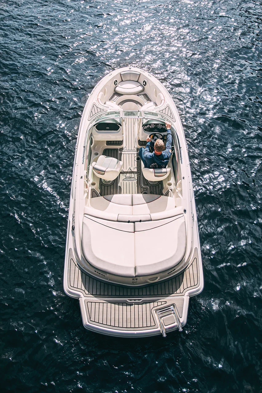 Катер Корса