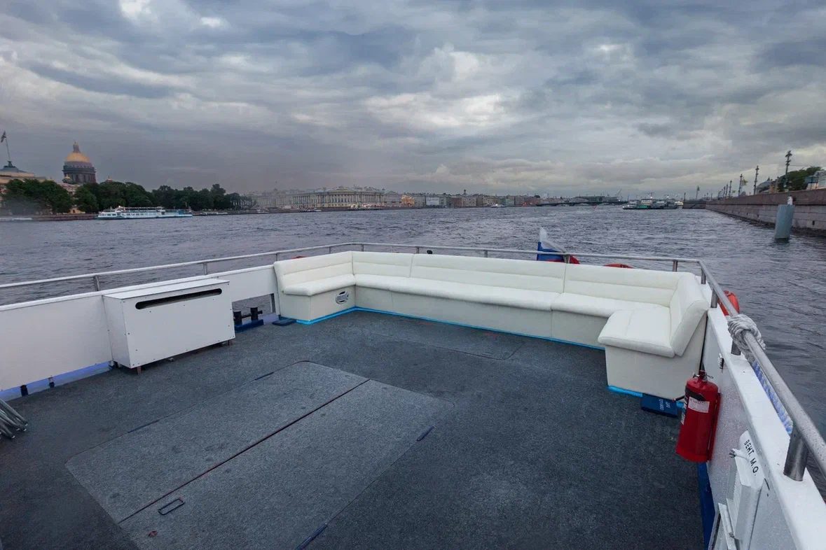 Теплоход История