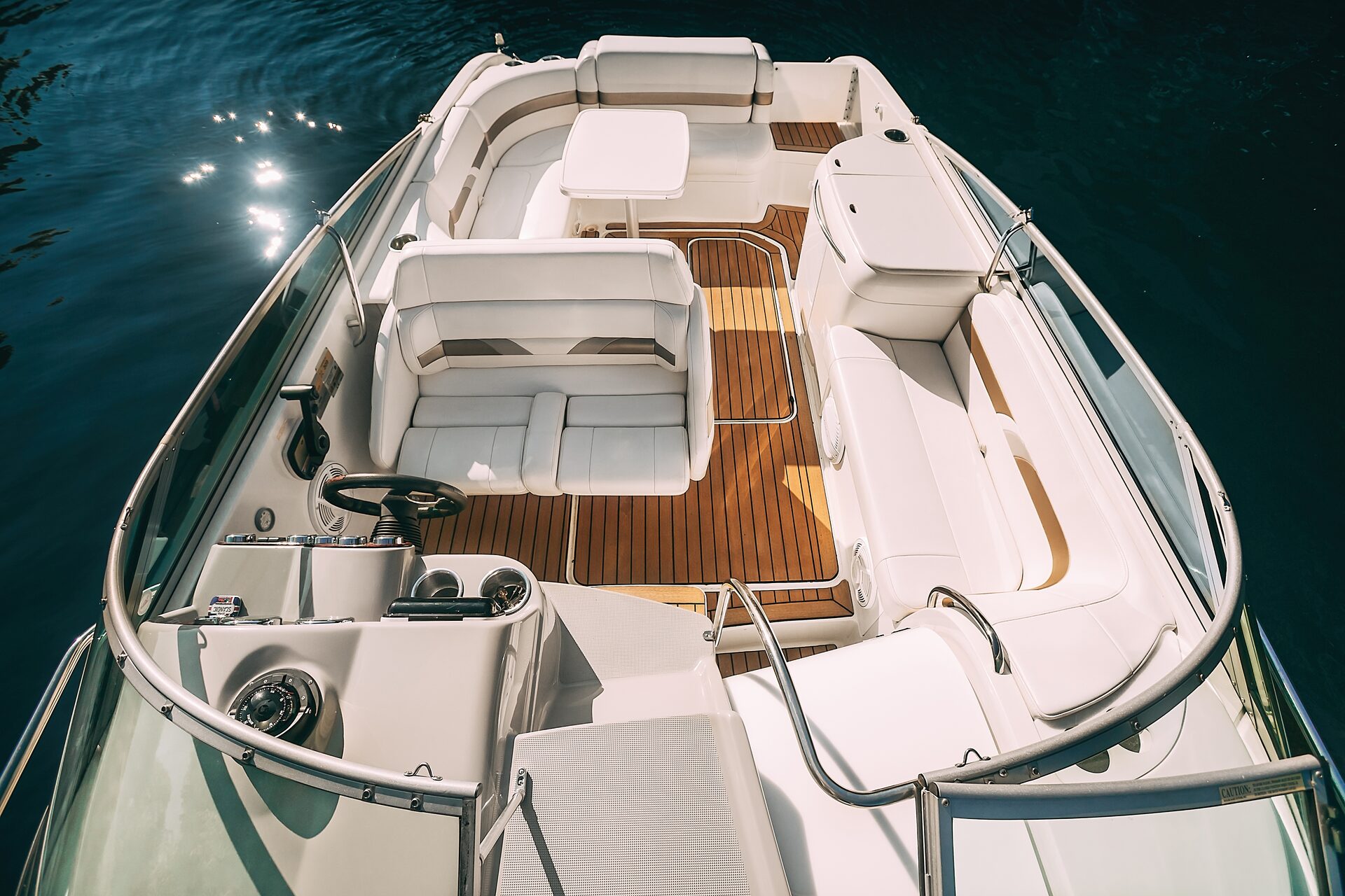 Катер Магнум