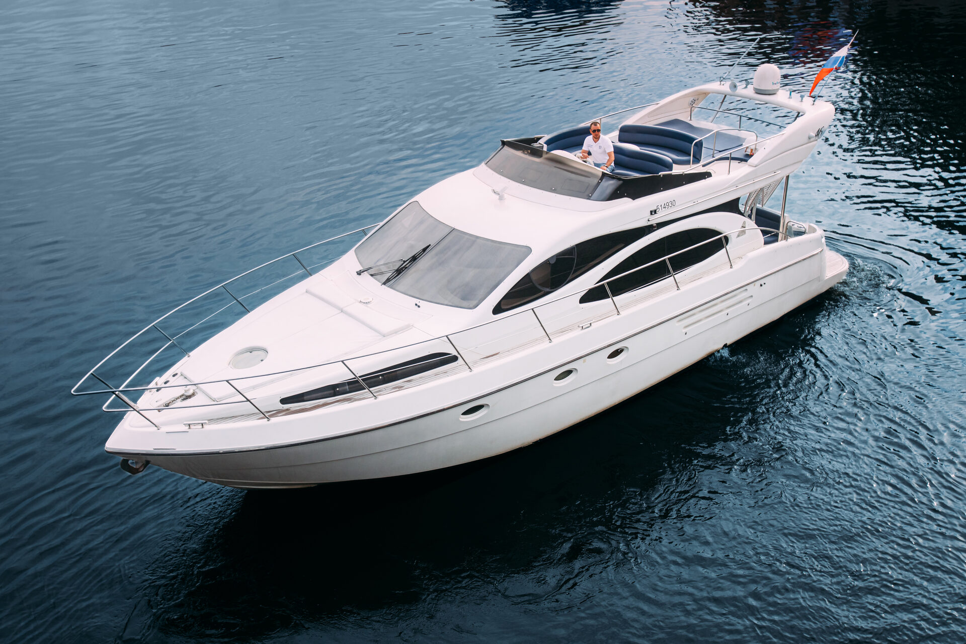 Яхта Корсар